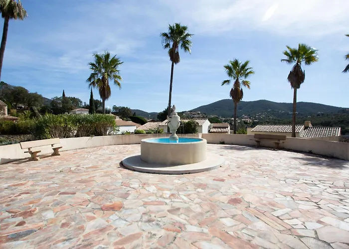 Le Belvedere By Interhome La Londe-les-Maures